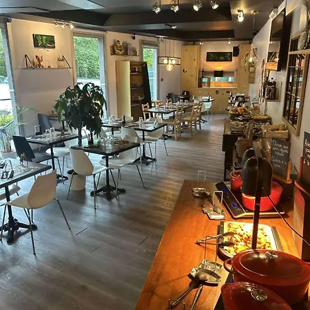 阿克蒂苏尔斯施坦丁套房酒店 公寓式酒店