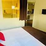 Quality Only Cdg Airport En France Aparthotel 4*