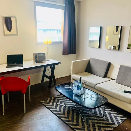 Quality Only Cdg Airport En France Lejlighedshotel Roissy-en-France