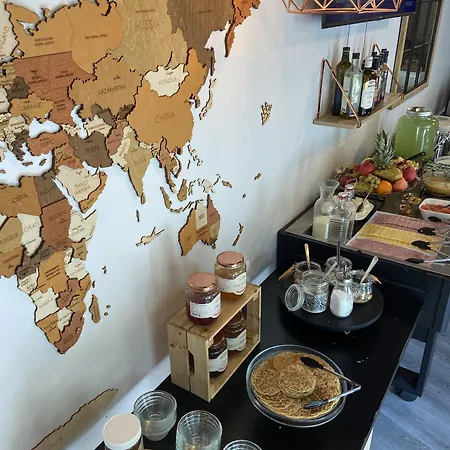 スタンディング ホテル スイーツ バイ アクティソース 4*