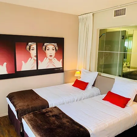 スタンディング ホテル スイーツ バイ アクティソース 4* ロワシー・アン・フランス