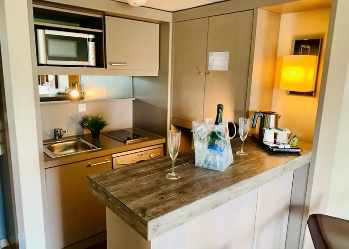 Lejlighedshotel Quality Only Cdg Airport En France Roissy-en-France