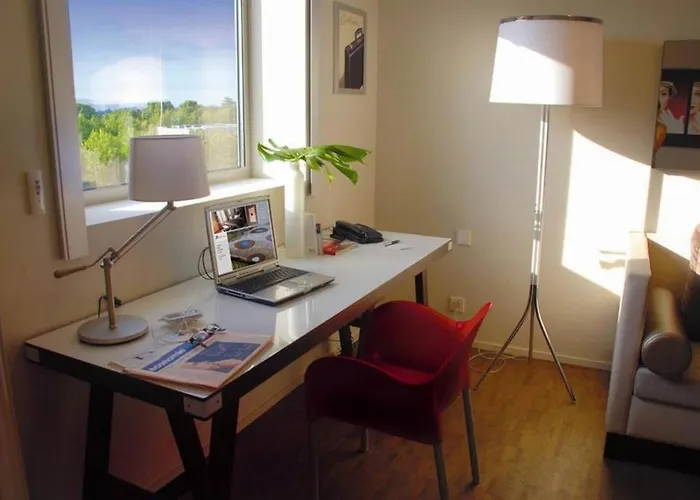 Quality Only Cdg Airport En France